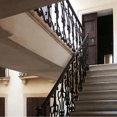 아파트 In Casa Cogollo *